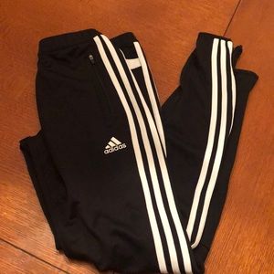 Women’s Adidas fitted jogger pant